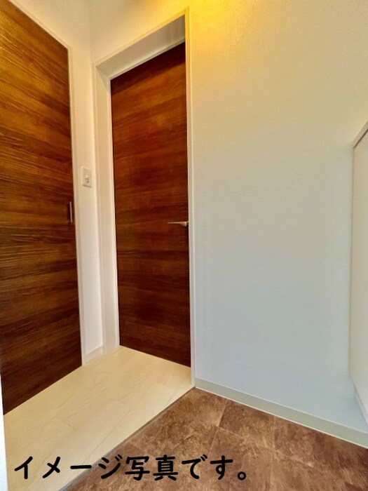 物件内観写真22　(廊下)