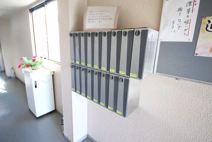 物件外観写真4　(建物設備)