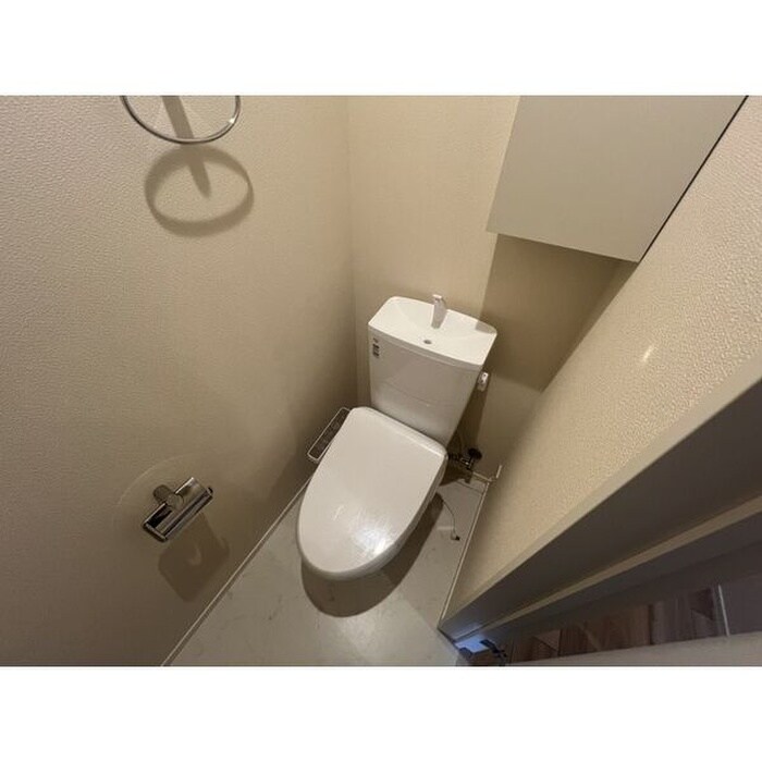 物件内観写真12　(トイレ)