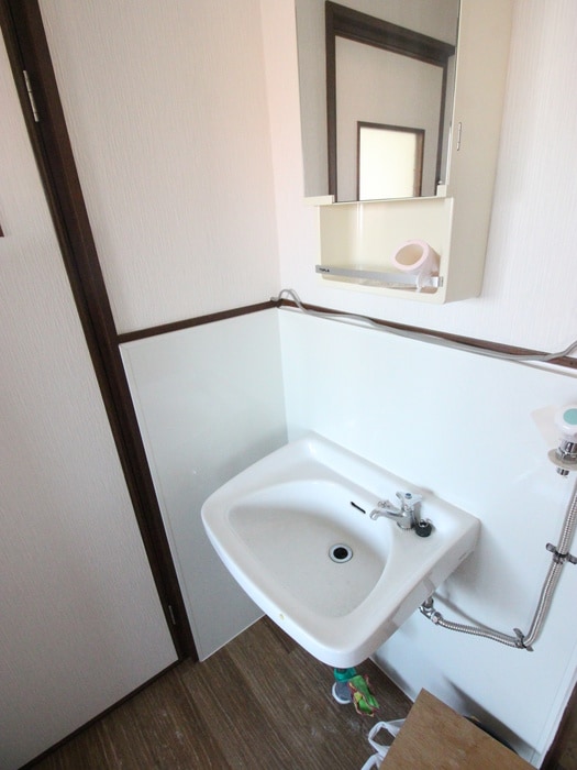 物件内観写真6　(洗面)