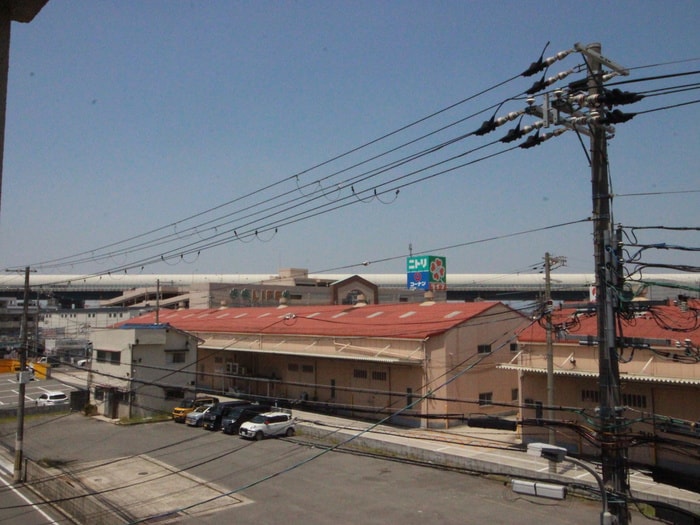 物件内観写真16　(室内からの展望)