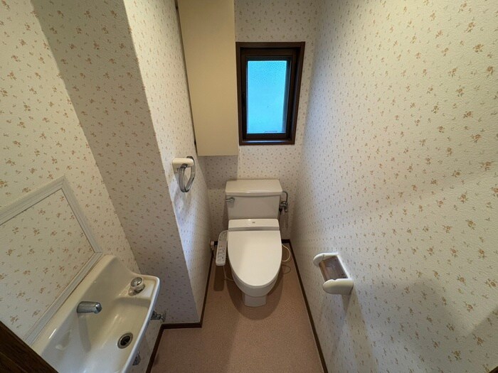 物件内観写真14　(トイレ)