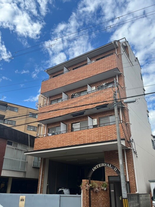 インターバル１１の物件外観写真