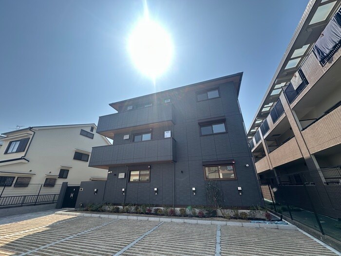 物件外観写真2　(外観写真)