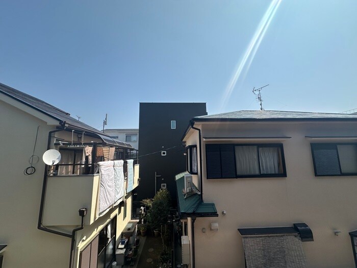 物件内観写真19　(室内からの展望)