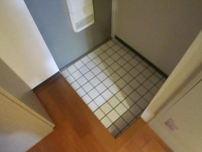 物件内観写真15　(玄関)