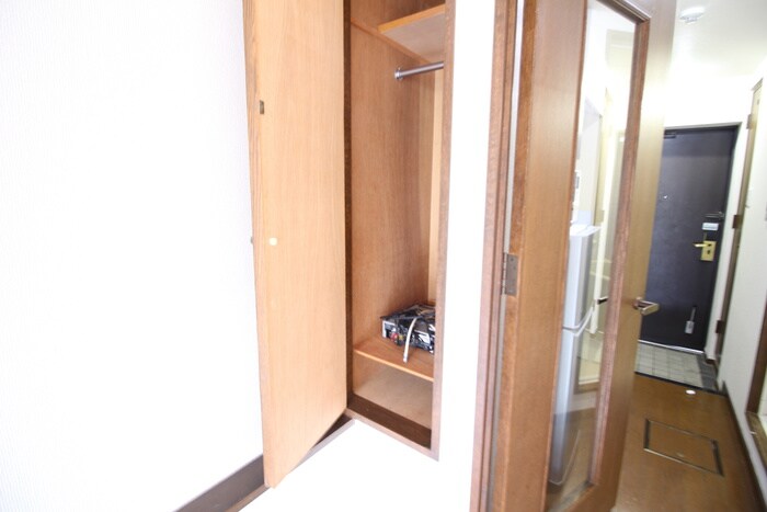 物件内観写真21　(収納)