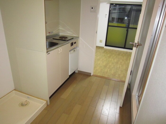 物件内観写真10　(廊下)