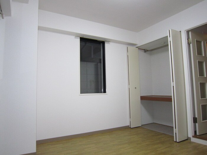 物件内観写真12　(居室)