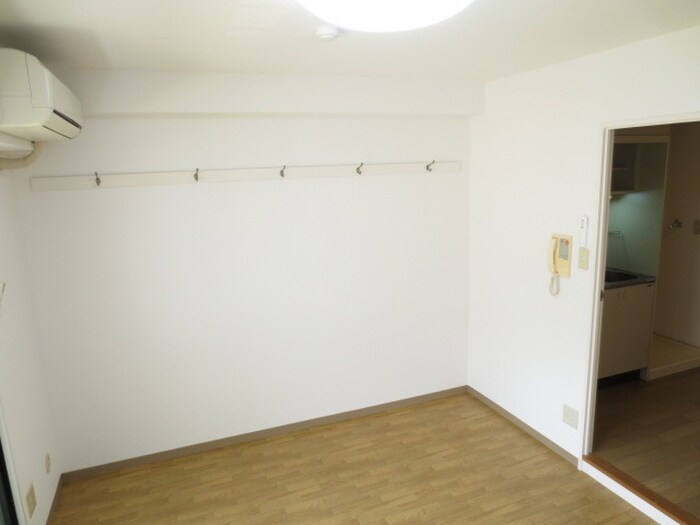 物件内観写真12　(居室)