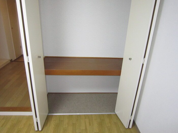 物件内観写真15　(収納)