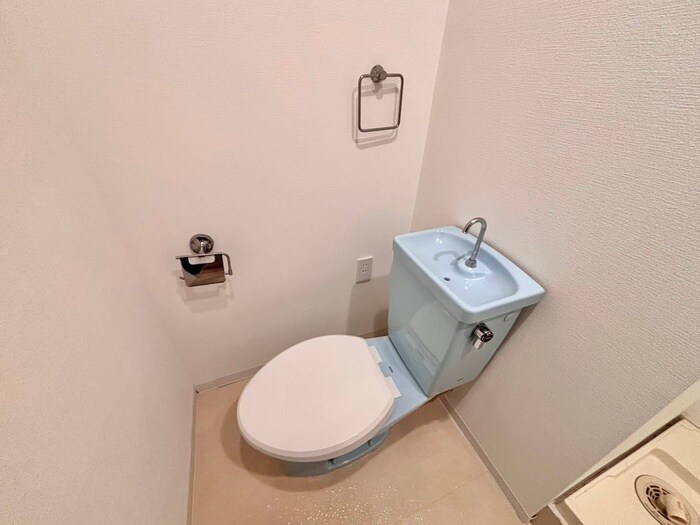 物件内観写真11　(トイレ)