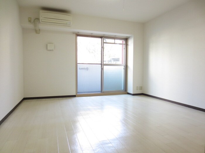 物件内観写真22　(居室)