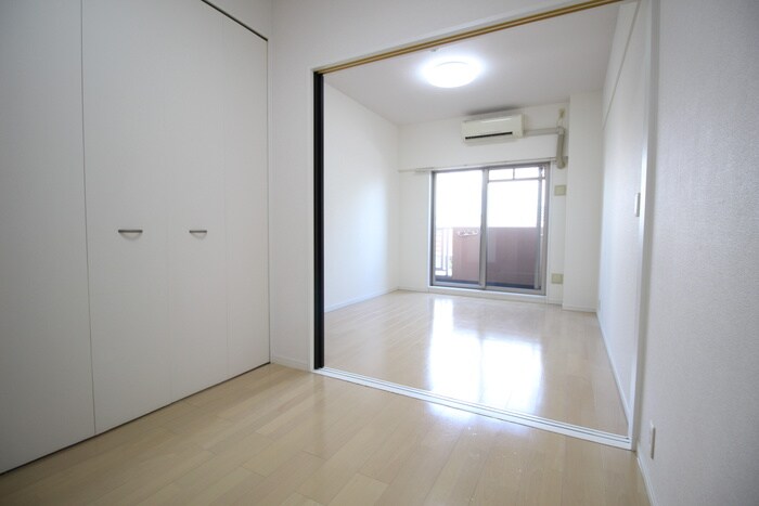 物件内観写真22　(居室)