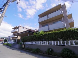 大亀谷エマナコート外観写真