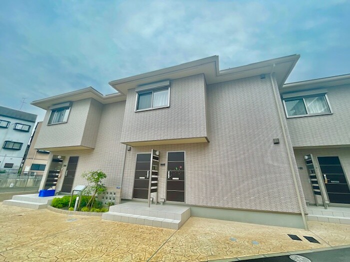 物件外観写真1　(外観写真)