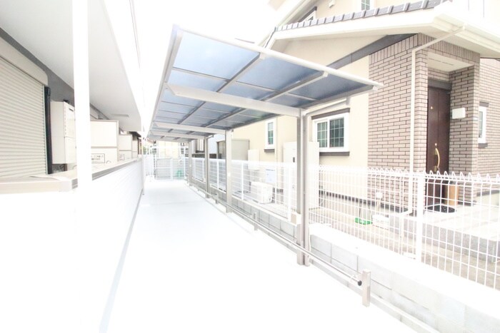 物件外観写真4　(駐輪場)