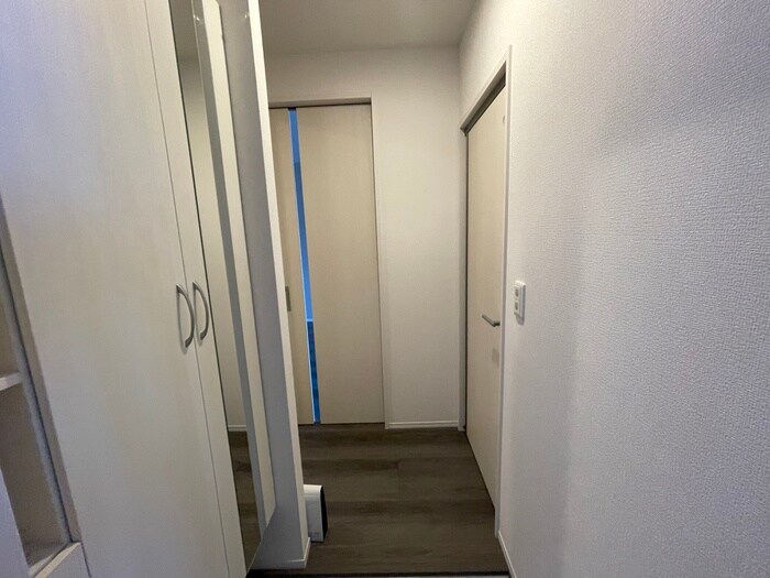 物件内観写真19　(廊下)