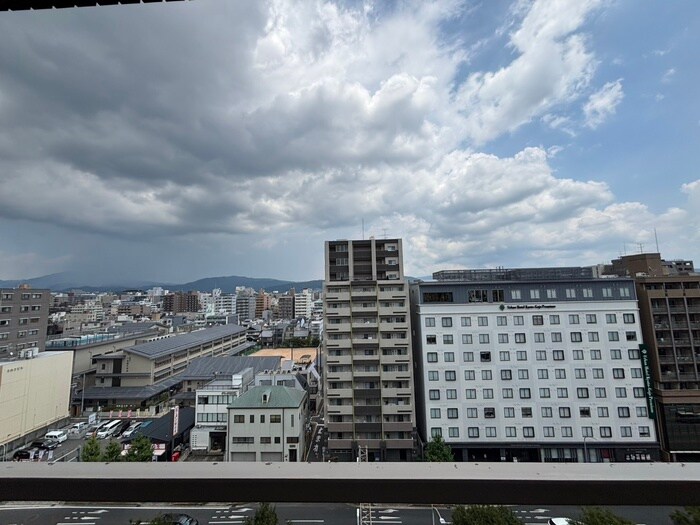 物件内観写真21　(室内からの展望)