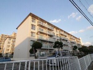 上高丸住宅1号棟（４０８）外観写真