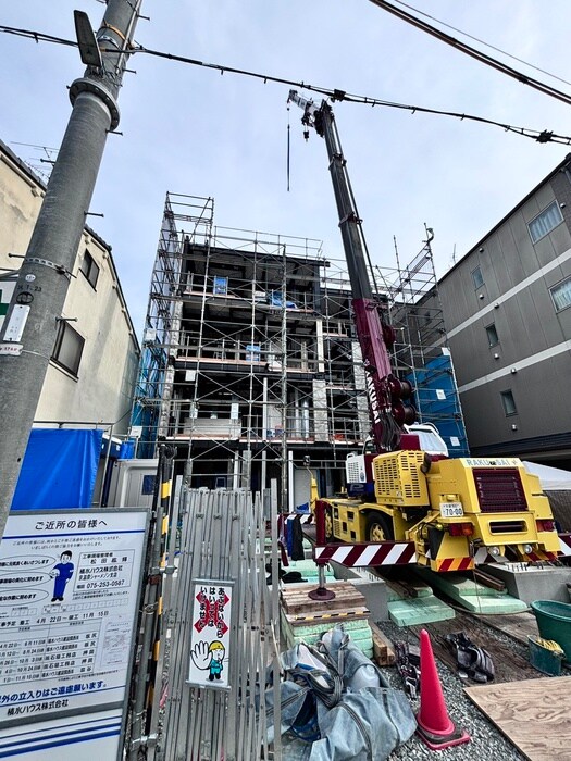 物件外観写真2　(建築中)