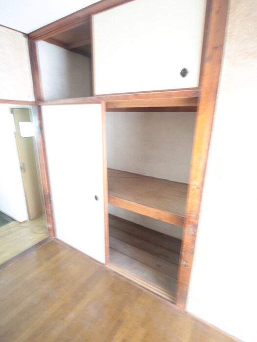 物件内観写真12　(収納)