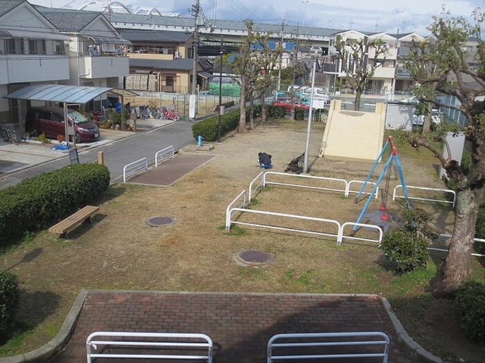 物件外観写真6　(周辺環境)