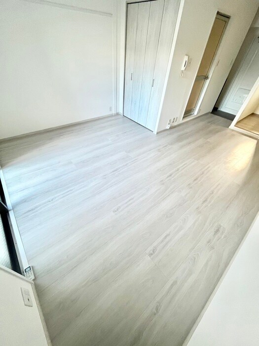 物件内観写真11　(居室)