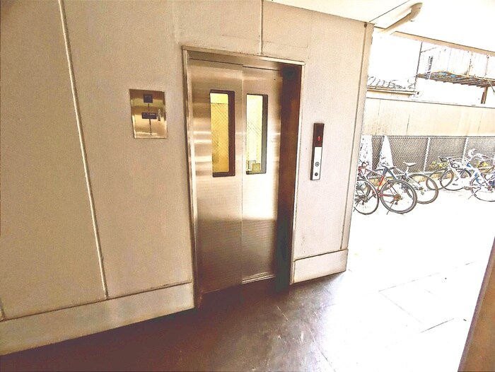 物件外観写真5　(建物設備)