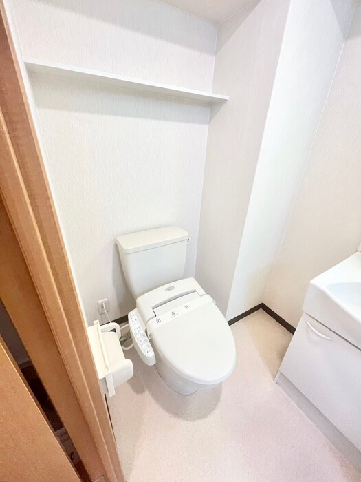 物件内観写真13　(トイレ)