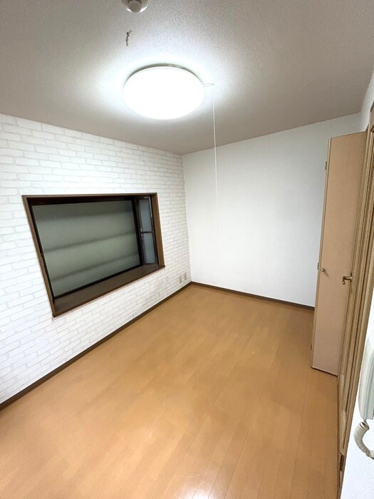 物件内観写真11　(居室)