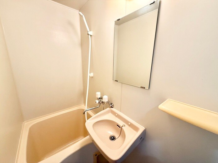 物件内観写真11　(洗面)