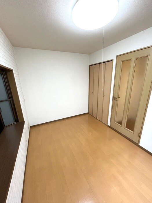 物件内観写真12　(居室)