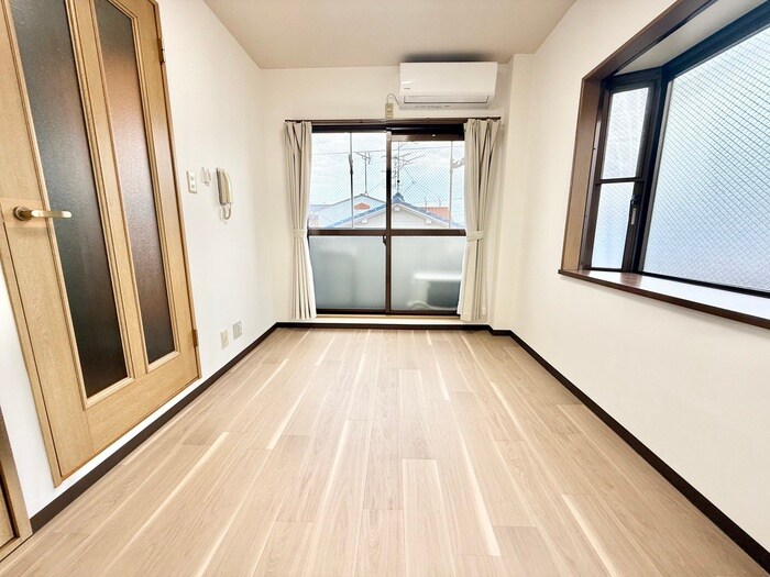 物件内観写真13　(居室)