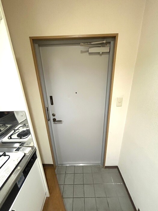 物件内観写真21　(玄関)