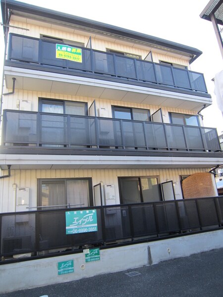 ヤングマンション外観写真
