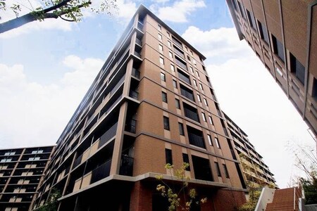 ﾌﾟﾚﾐｽﾄ北千里ｸﾗｯｼｨD棟(505)外観写真