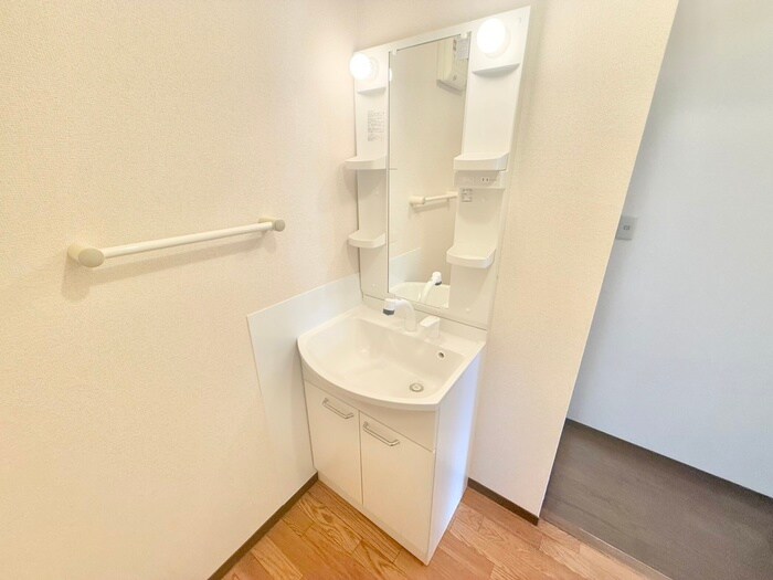 物件内観写真14　(洗面)