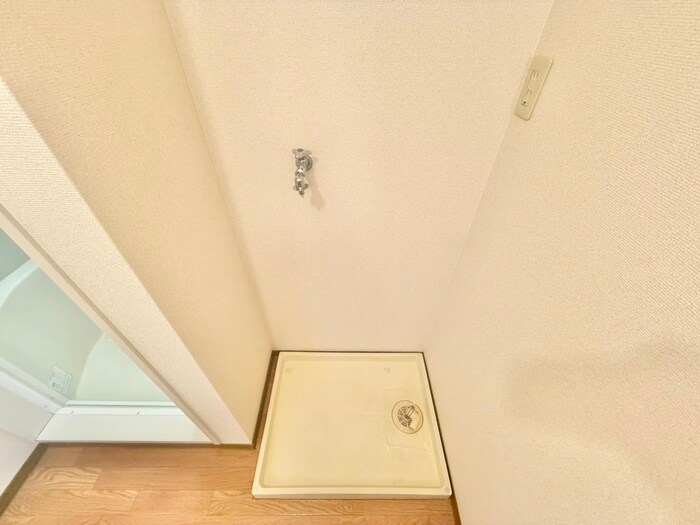 物件内観写真18　(洗濯機置場)