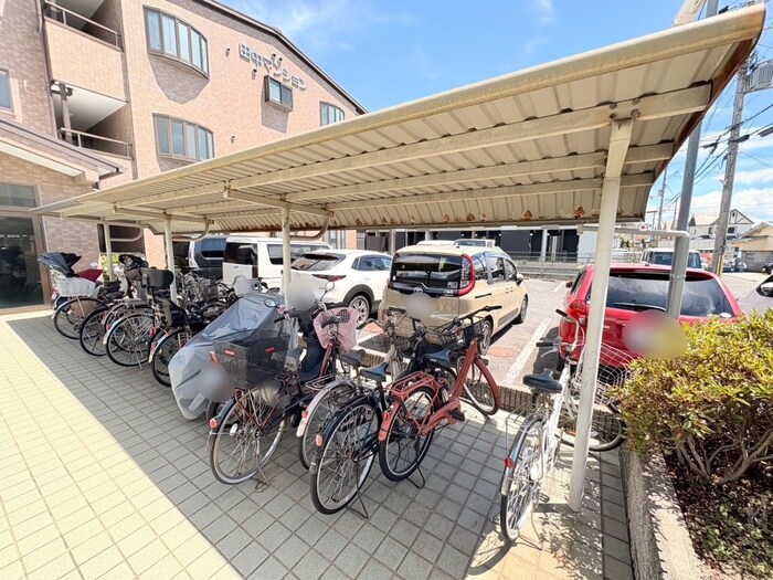 田中マンションの駐輪場