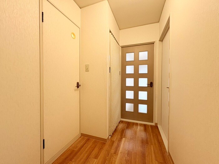 田中マンションの廊下