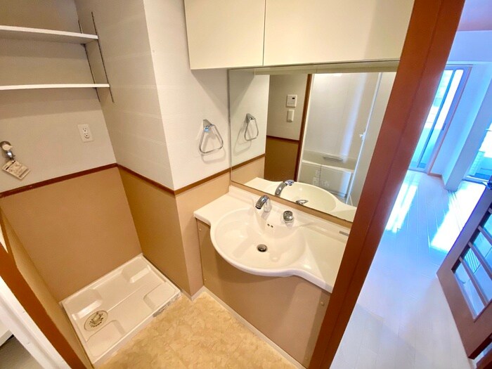 物件内観写真11　(洗面)