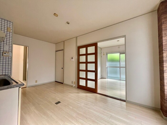 物件内観写真10　(居室)