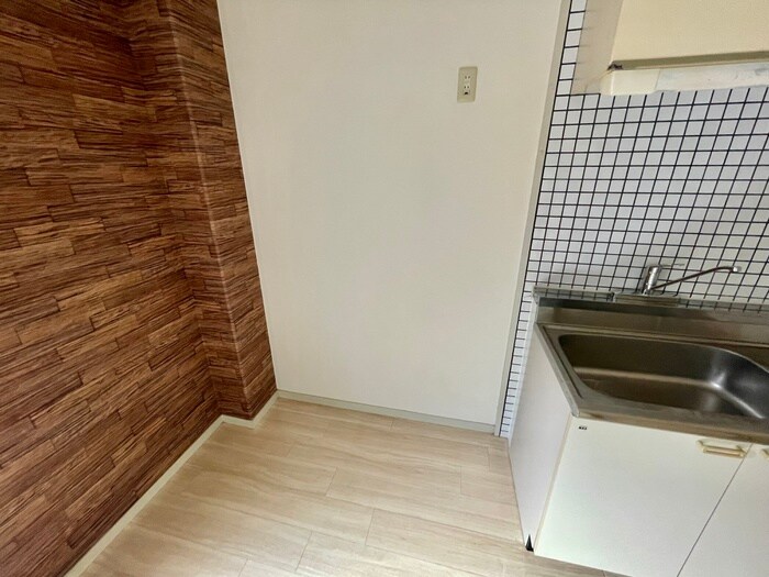 物件内観写真16　(玄関)