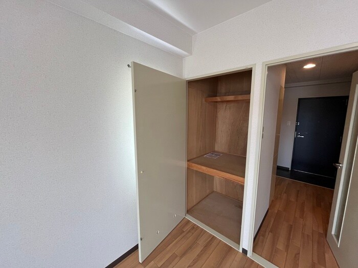 物件内観写真14　(居室)