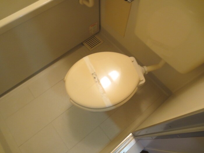 物件内観写真9　(トイレ)