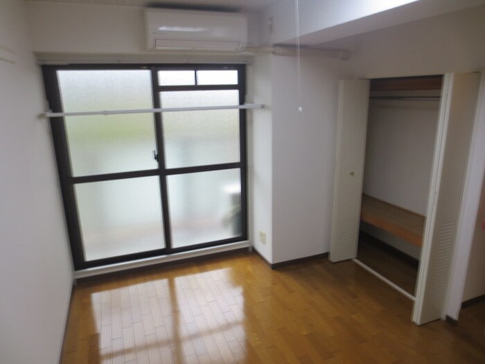 物件内観写真11　(居室)