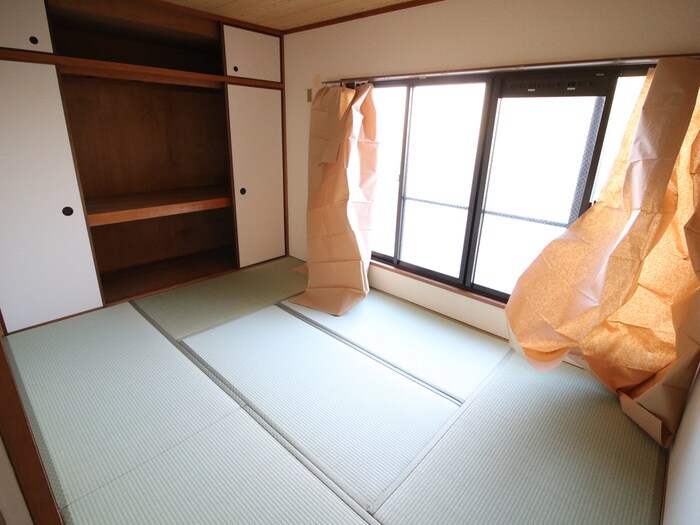 物件内観写真9　(居室)