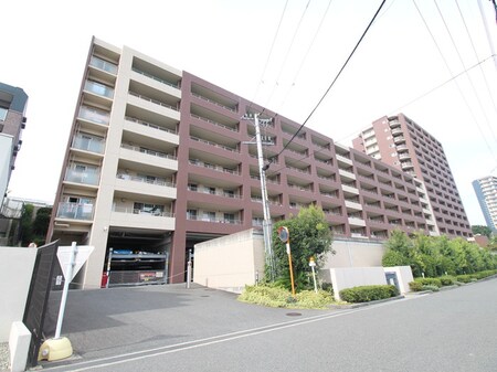 ﾌｫﾚｽﾄﾊﾟｰｸ豊中上野坂（914）外観写真