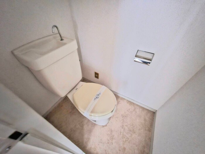 物件内観写真14　(トイレ)